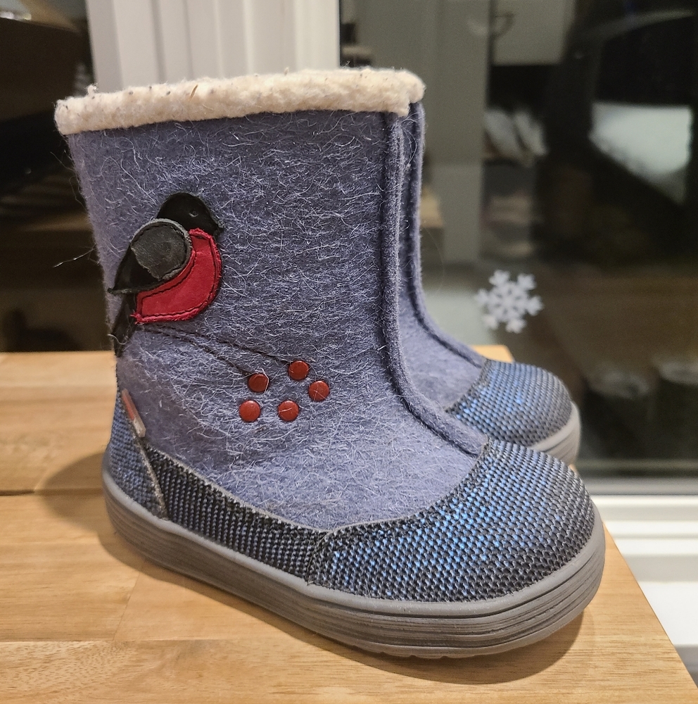 Russian wool boots "Valenki" for toddler size EU 24